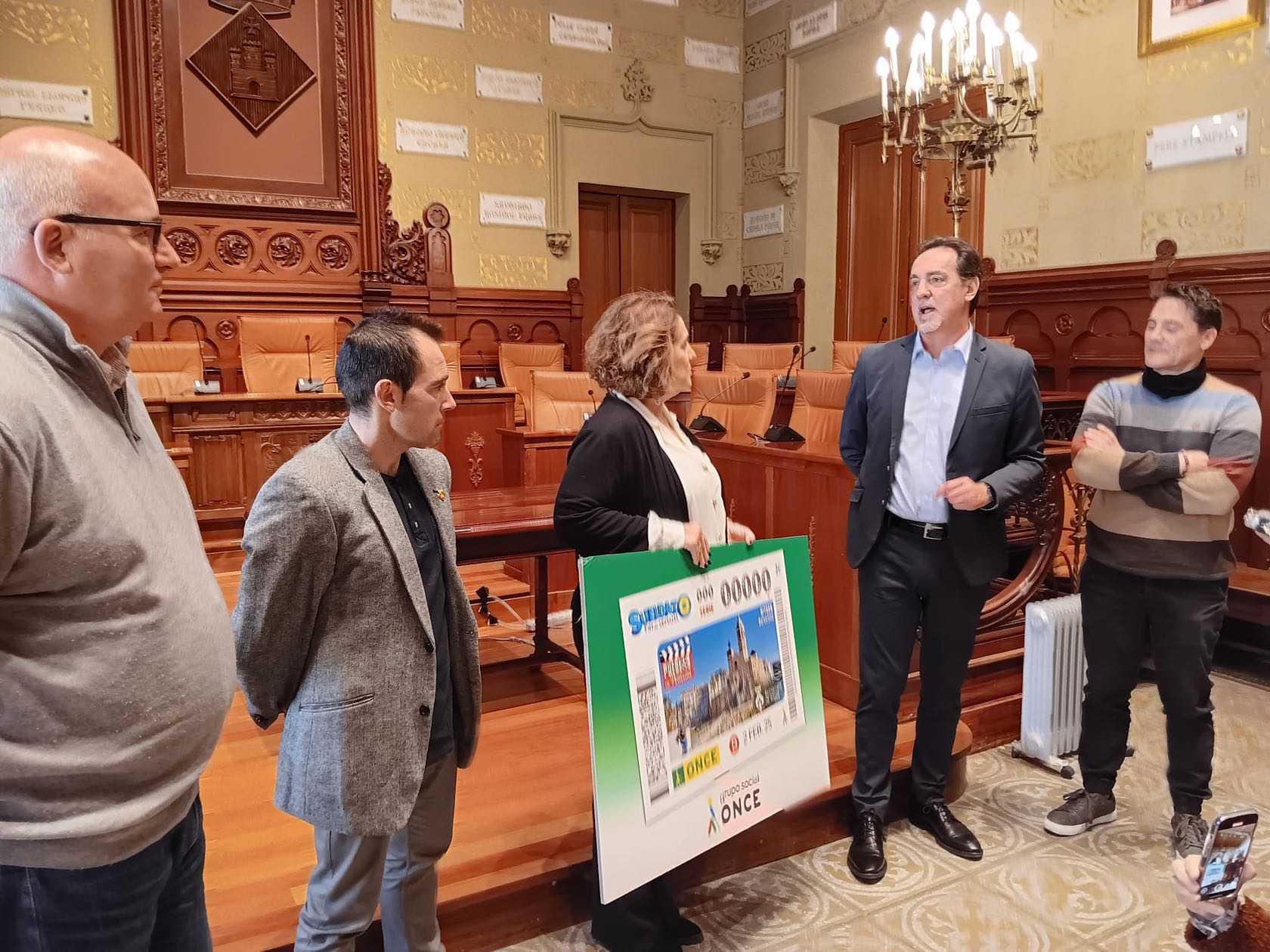 silos protagoniza la imagen de 5,5 millones de cupones del once04